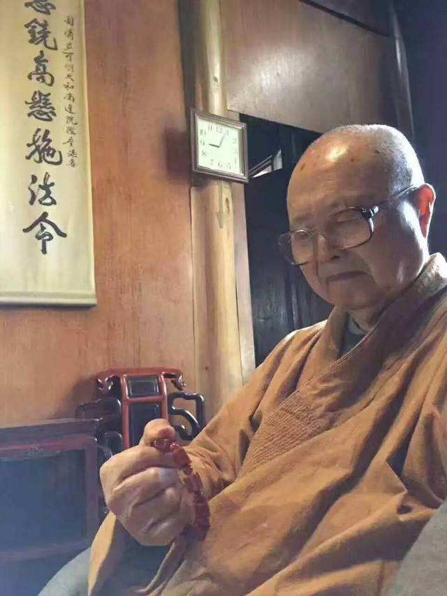 中国佛教协会咨议委员会副主席可明长老圆寂